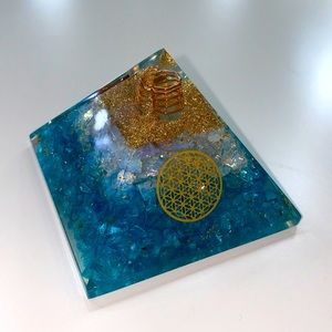 Pyramid energy generator